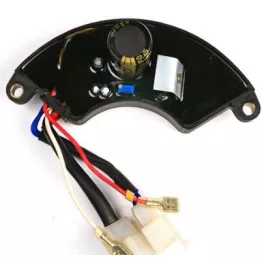 Feszültségszabályozó AVR 7 kW 680UF 450 V 3 fázisú