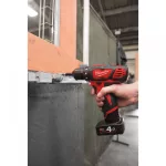 Milwaukee M12 BDD-402C akkus szuperkompakt fúró-csavarozó (2 x 4.0 Ah Li-ion akkuval)