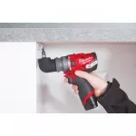 Milwaukee M12 FPDXKIT-202X FUEL™ akkus szénkefe nélküli levehető tokmányú ütvefúró-csavarozó (2 x 2.0 Ah Li-ion akkuval)