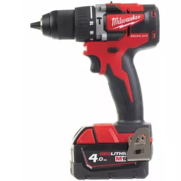   Milwaukee M18 CBLPD-502C akkus kompakt szénkefe nélküli ütvefúró-csavarozó (2 x 5.0 Ah Li-ion akkuval) 