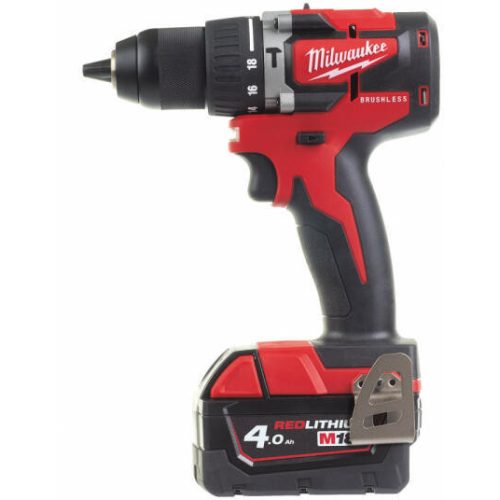 Milwaukee M18 CBLPD-502C akkus kompakt szénkefe nélküli ütvefúró-csavarozó (2 x 5.0 Ah Li-ion akkuval) 