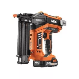 AEG 18 V-OS TŰZŐGÉPEK ÉS SZÖGBELÖVŐK